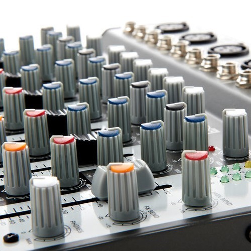 מיקסר Behringer Xenyx 1002B 4 מיקסר Behringer Xenyx 1002B