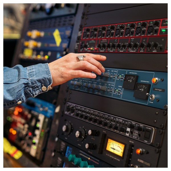 קומפרסור אולפני Behringer 369-KT (6)